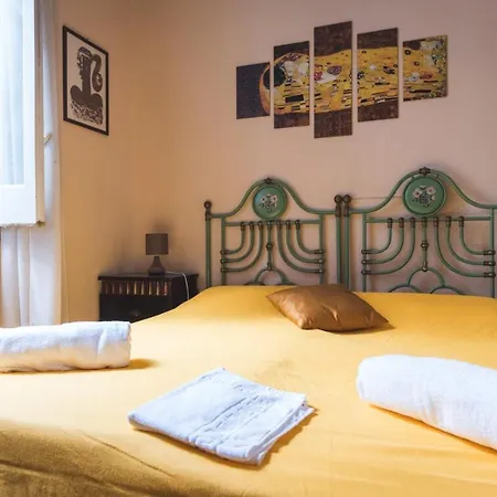 Al Via Veneto Bed & Breakfast